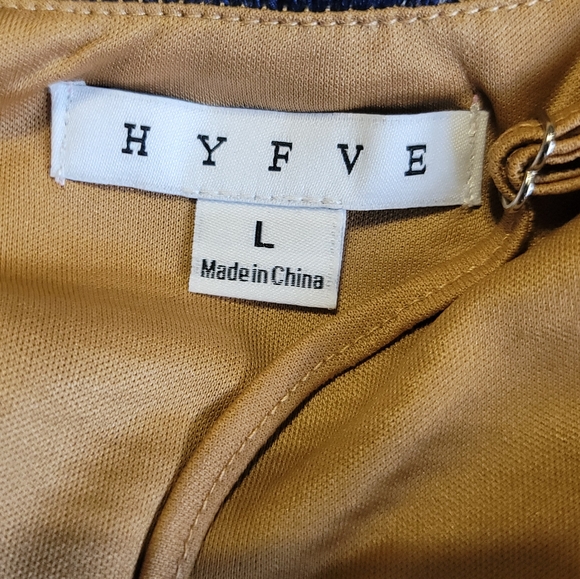 HYFVE Striped Summer 2pc Set, Size L - Picture 8 of 10